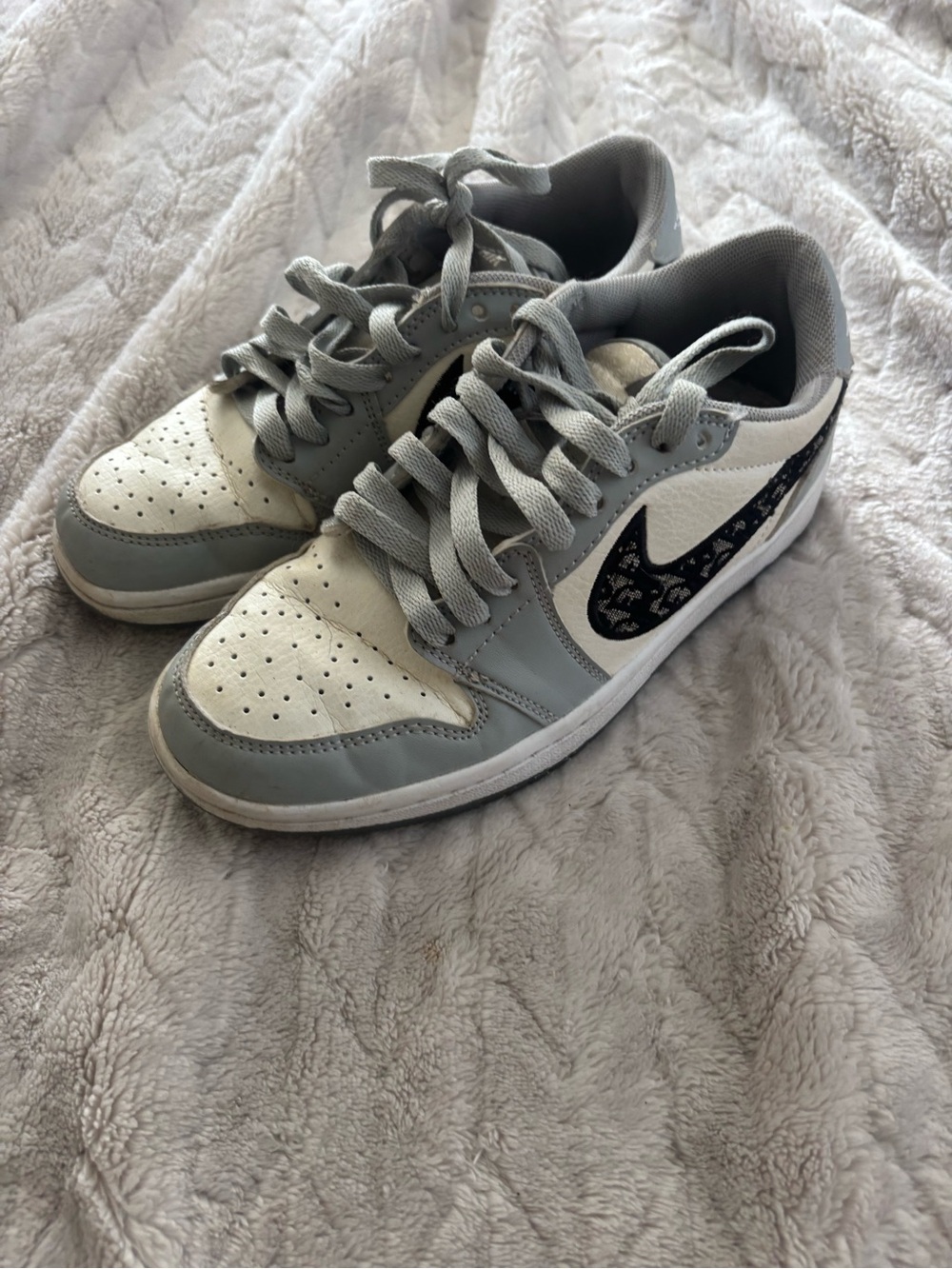 Women’s Dior Nike dunk low size 7